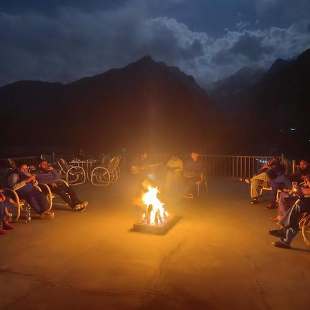 Hunza Lounge Hotel Karimabad  Eksteriør billede