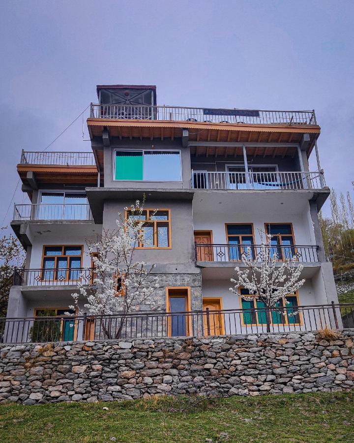 Hunza Lounge Hotel Karimabad  Eksteriør billede