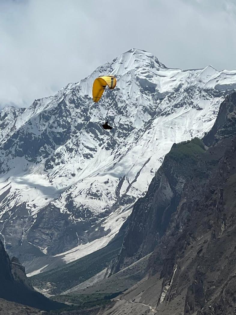 Hunza Lounge Hotel Karimabad  Eksteriør billede