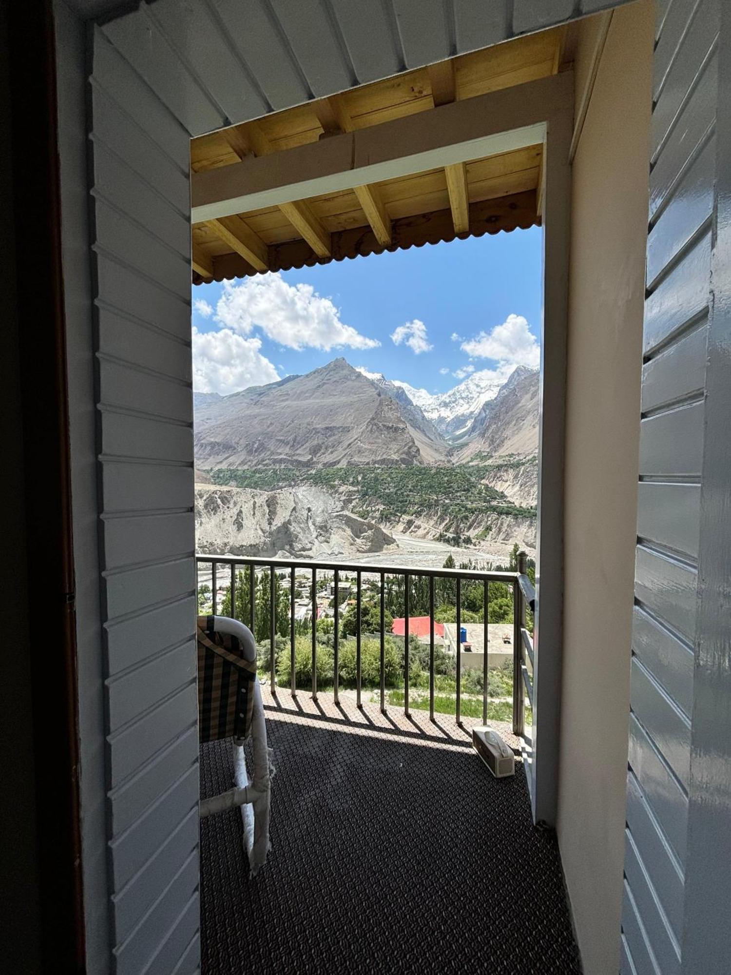 Hunza Lounge Hotel Karimabad  Eksteriør billede